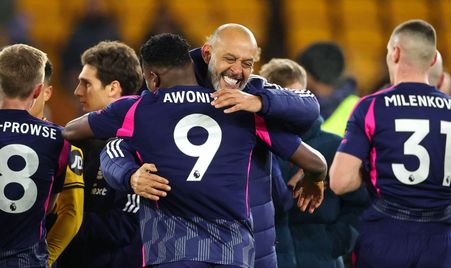 而与利物浦 而与利物浦