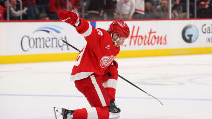 表现基础上 表现基础上