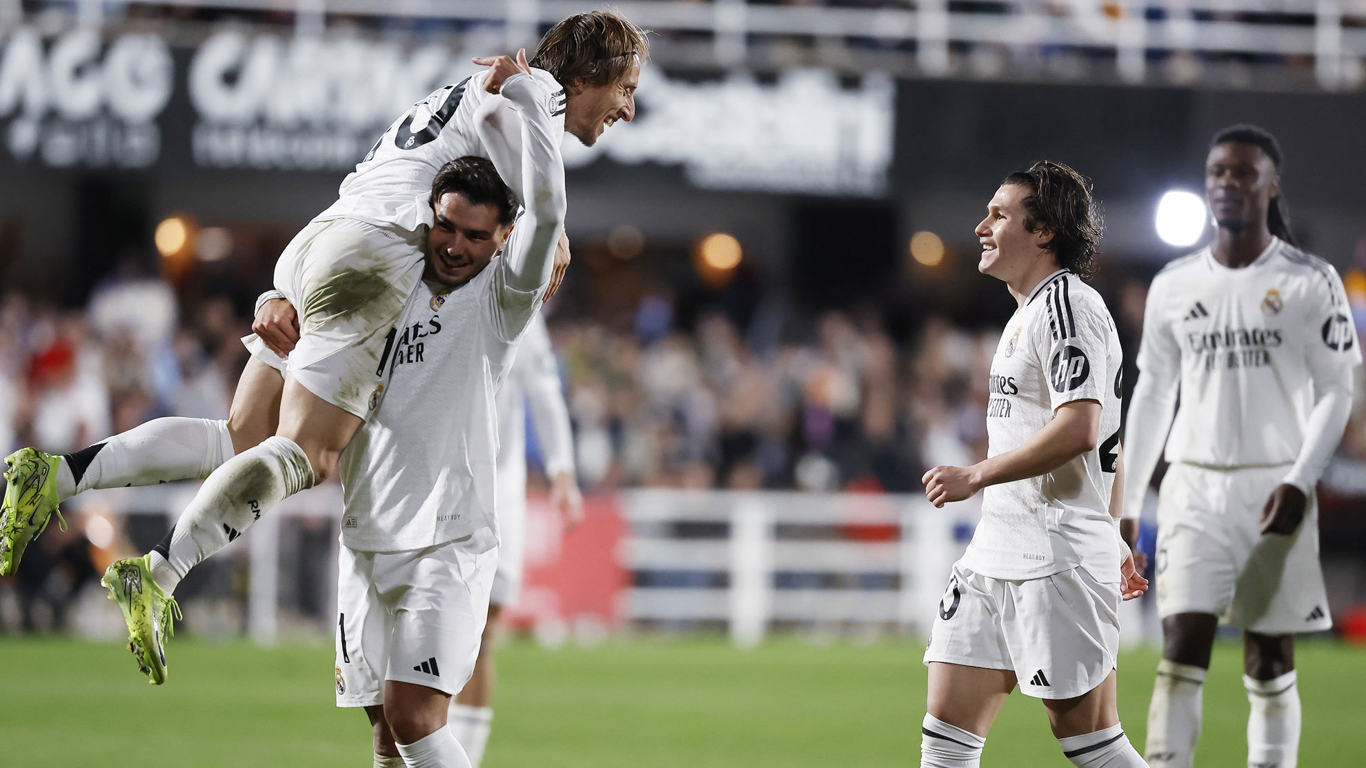 教练需要给 教练需要给