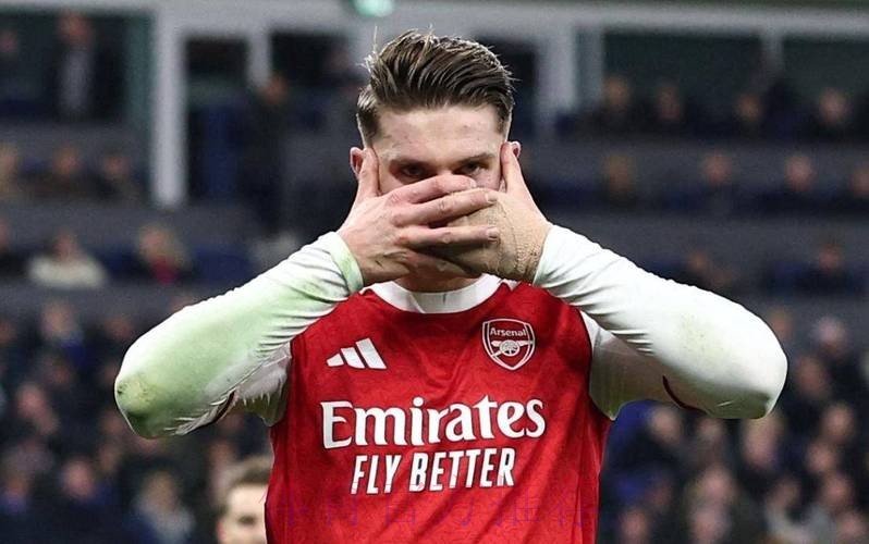 曼城体验卡到期!约克雷斯点射19连中,阿森纳1-0埃弗顿重返榜首 曼城体验卡到期!约克雷斯点射19连中,阿森纳1-0埃弗顿重返榜首